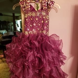 Girls size 6 long pageant dress